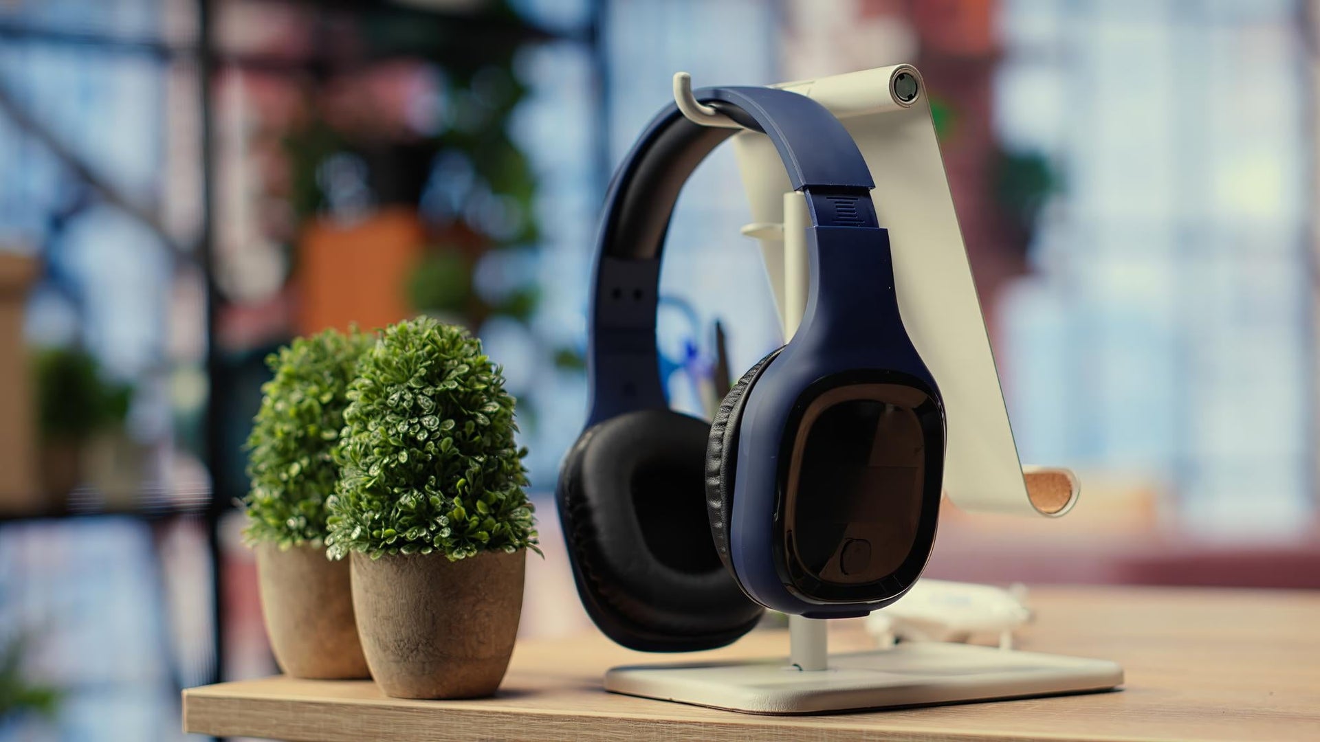 Upgrade Your Everyday: Top Tech Accessories You Can’t Miss